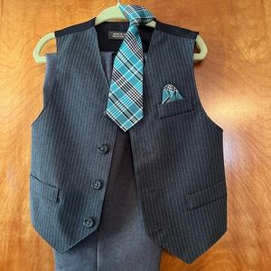 Boys 24M 3 piece bundle grey dress pant stripe vest clip on tie